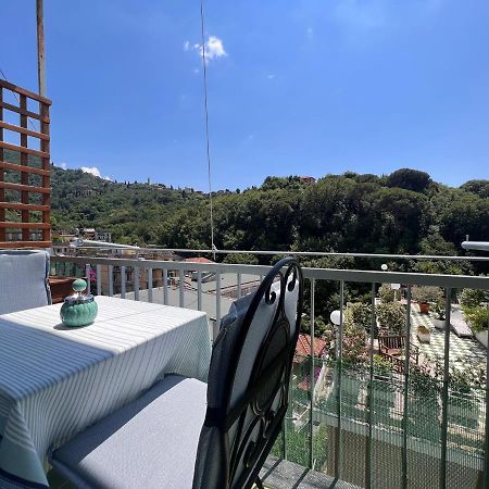 Val Di Sole 19-Iii Piano- Vista Mare- Vista Collina-Wifi 100Mg-Aria Condizionata In Tutte Le Stanze -L'Appartamento E' Stato Completamente Rinnovato Nel 2023 Rapallo Exterior foto